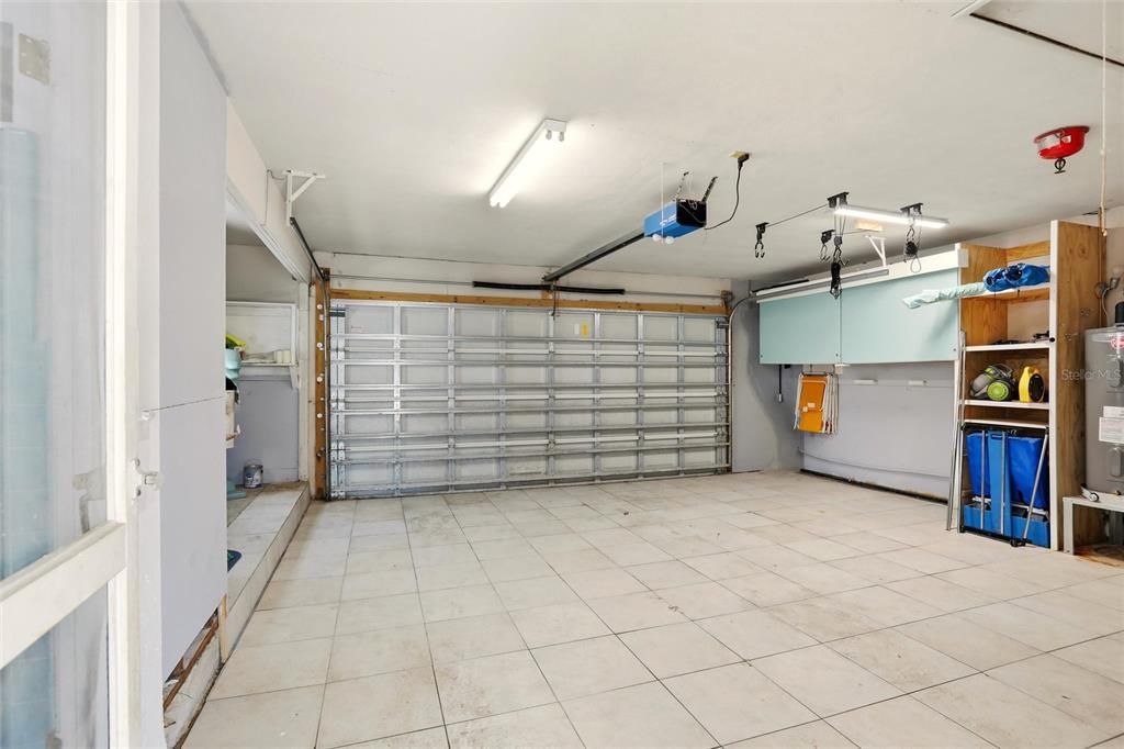 En Venta: $975,000 (3 camas, 3 baños, 1846 Pies cuadrados)