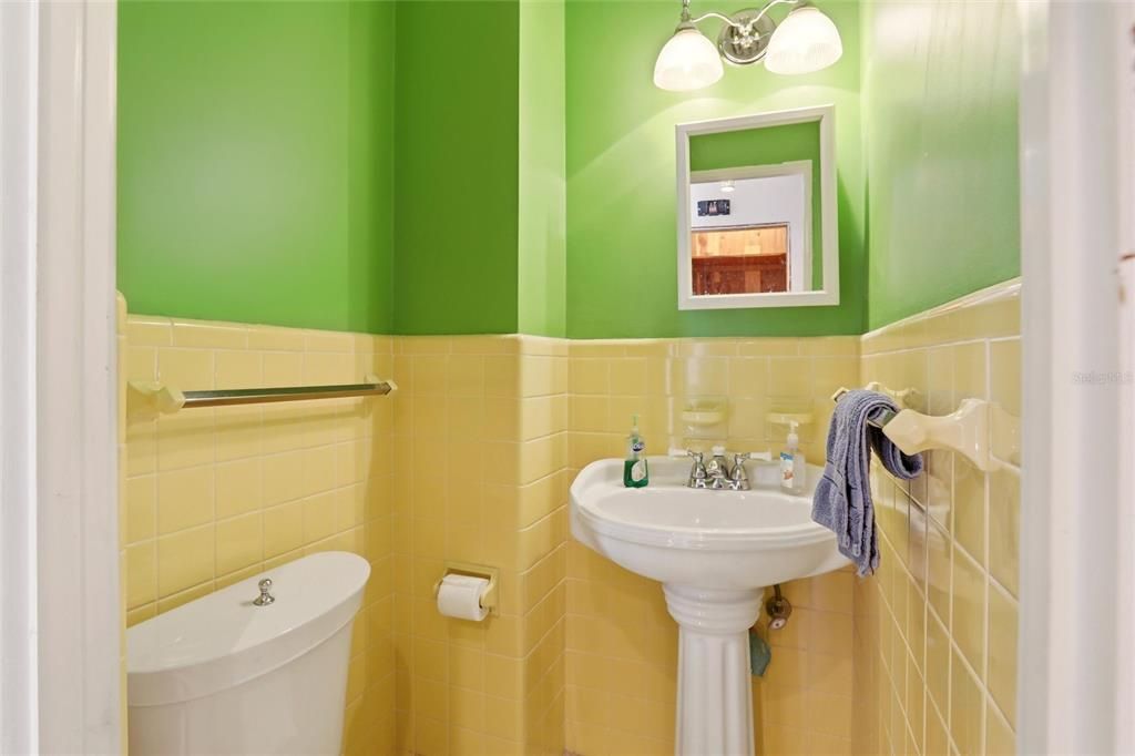 En Venta: $975,000 (3 camas, 3 baños, 1846 Pies cuadrados)