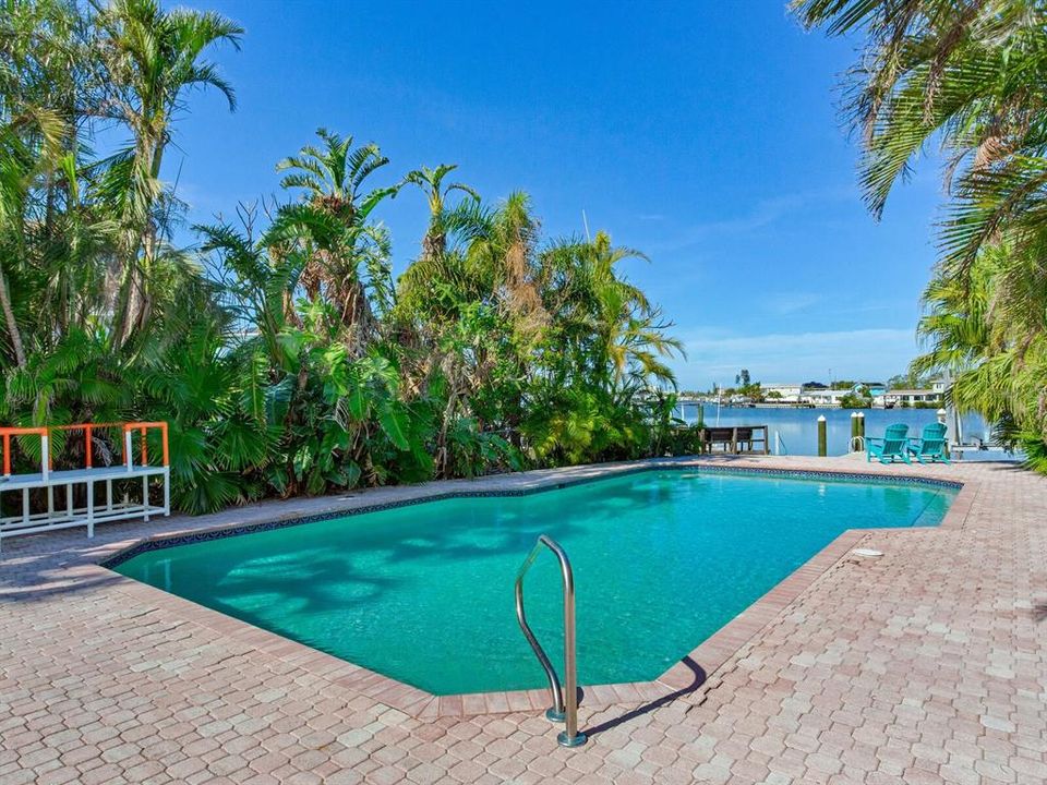 Active With Contract: $1,495,000 (3 beds, 3 baths, 3564 Square Feet)