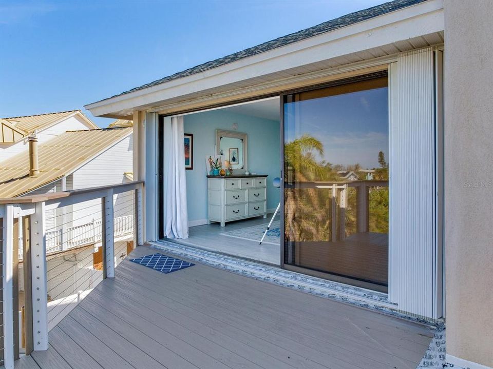 Active With Contract: $1,495,000 (3 beds, 3 baths, 3564 Square Feet)