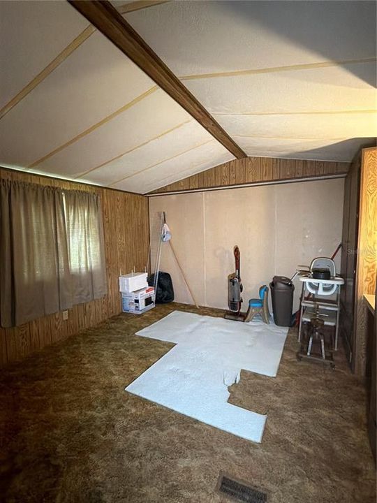 For Sale: $110,000 (3 beds, 2 baths, 1392 Square Feet)