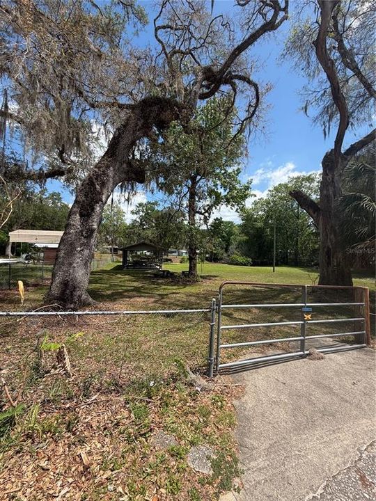 For Sale: $110,000 (3 beds, 2 baths, 1392 Square Feet)