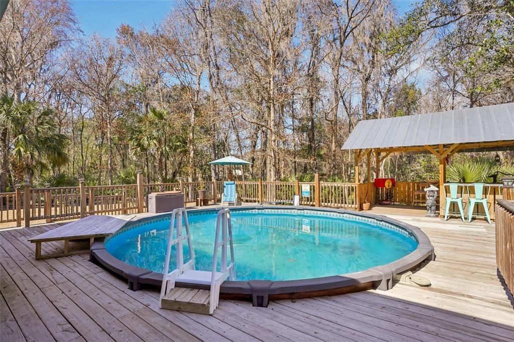 Activo con contrato: $575,000 (5 camas, 2 baños, 2833 Pies cuadrados)