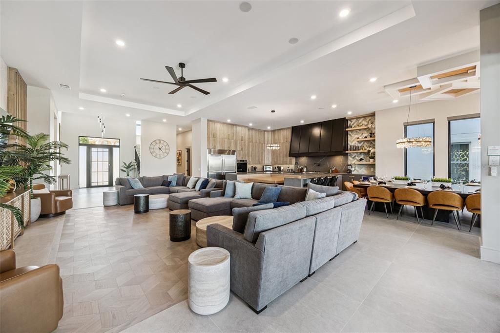 For Sale: $5,990,000 (10 beds, 10 baths, 10312 Square Feet)