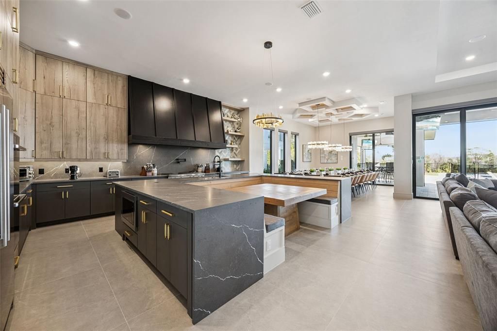 For Sale: $5,990,000 (10 beds, 10 baths, 10312 Square Feet)