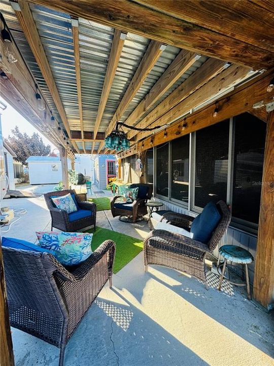 На продажу: $136,900 (1 спален, 1 ванн, 900 Квадратных фут)