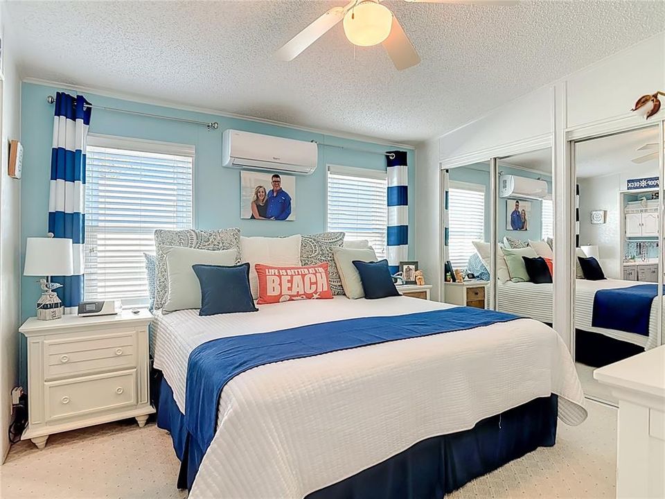 For Sale: $199,000 (2 beds, 2 baths, 1084 Square Feet)