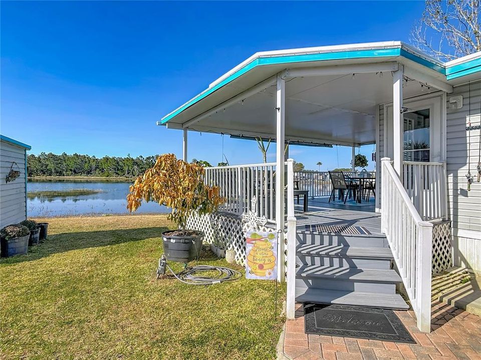 For Sale: $199,000 (2 beds, 2 baths, 1084 Square Feet)