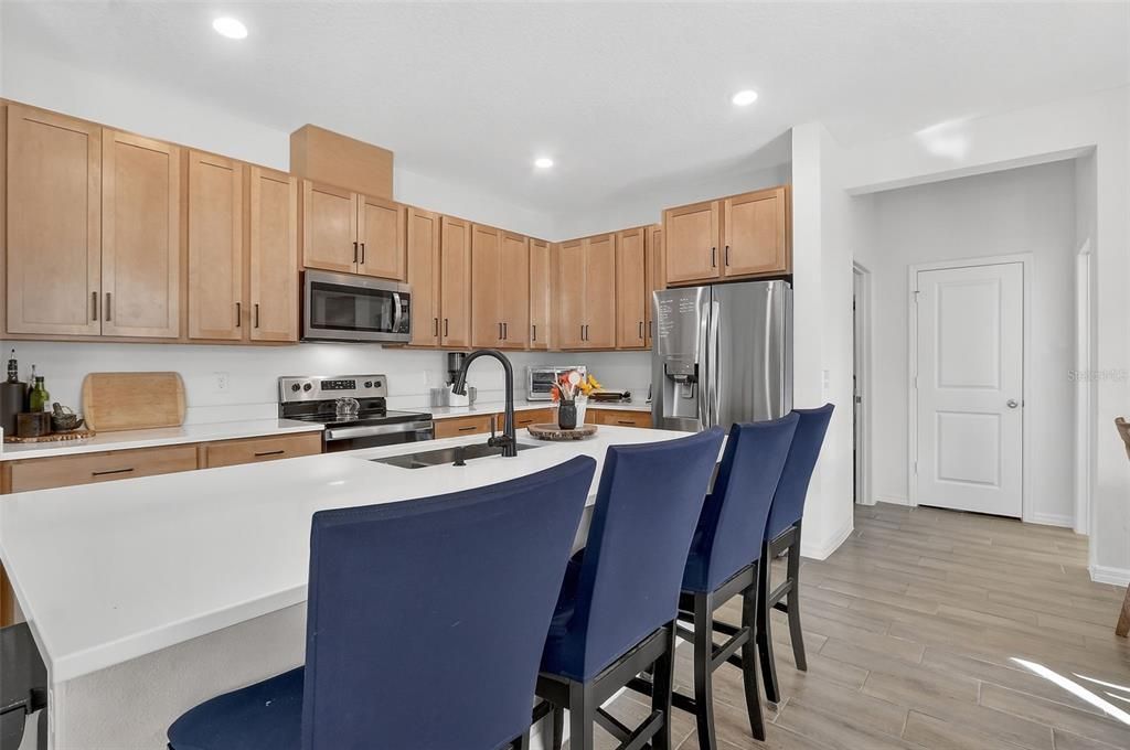 En Venta: $619,000 (4 camas, 2 baños, 2783 Pies cuadrados)