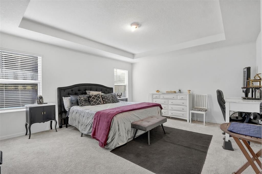 En Venta: $619,000 (4 camas, 2 baños, 2783 Pies cuadrados)