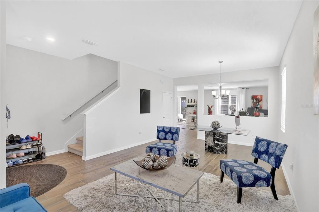 En Venta: $619,000 (4 camas, 2 baños, 2783 Pies cuadrados)