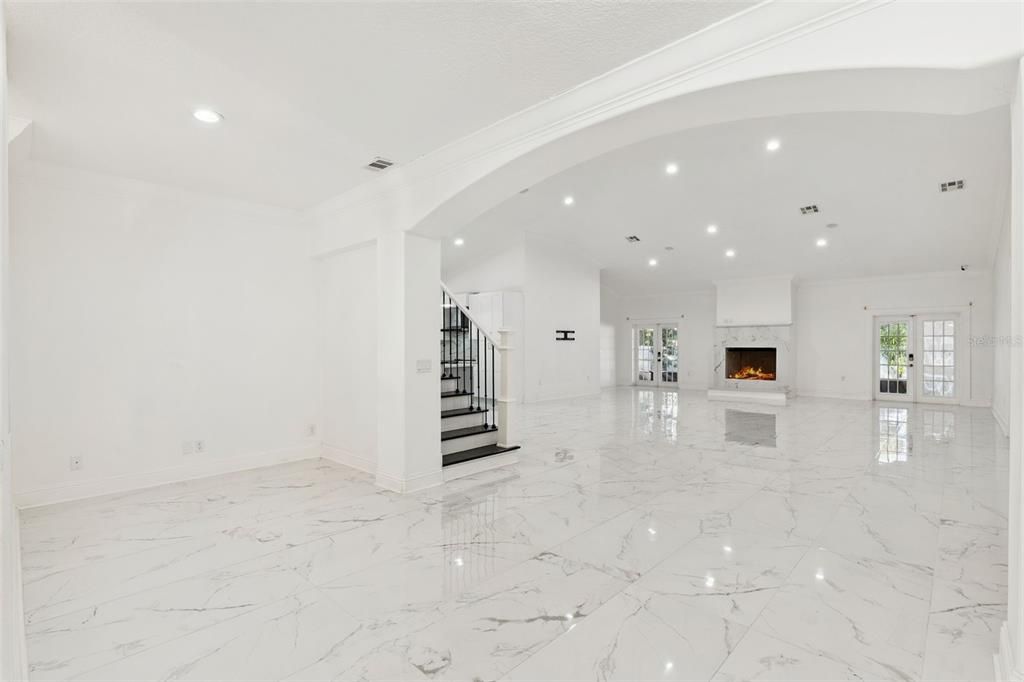 На продажу: $850,000 (4 спален, 4 ванн, 3784 Квадратных фут)