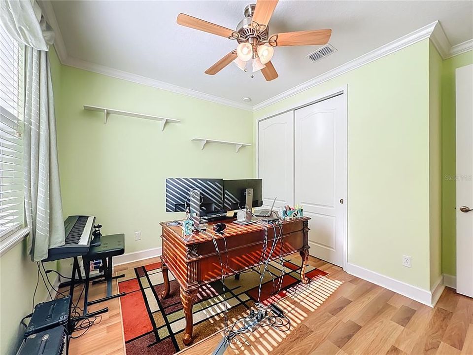Activo con contrato: $649,000 (4 camas, 4 baños, 2847 Pies cuadrados)