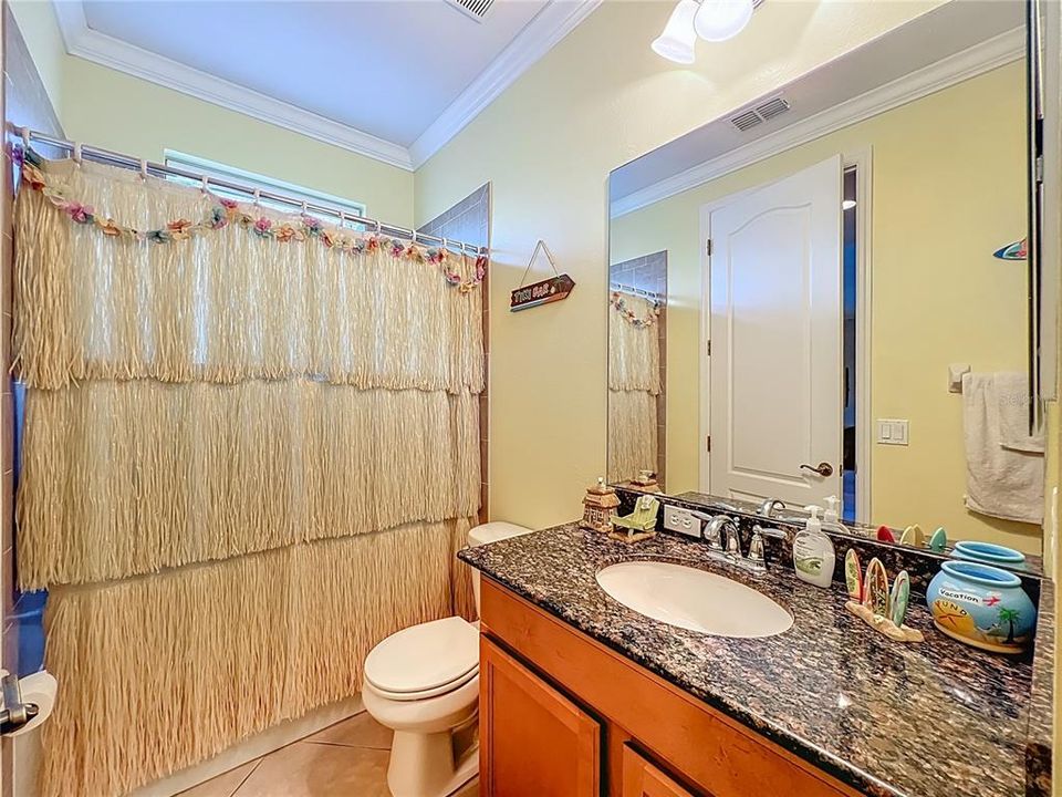Activo con contrato: $649,000 (4 camas, 4 baños, 2847 Pies cuadrados)