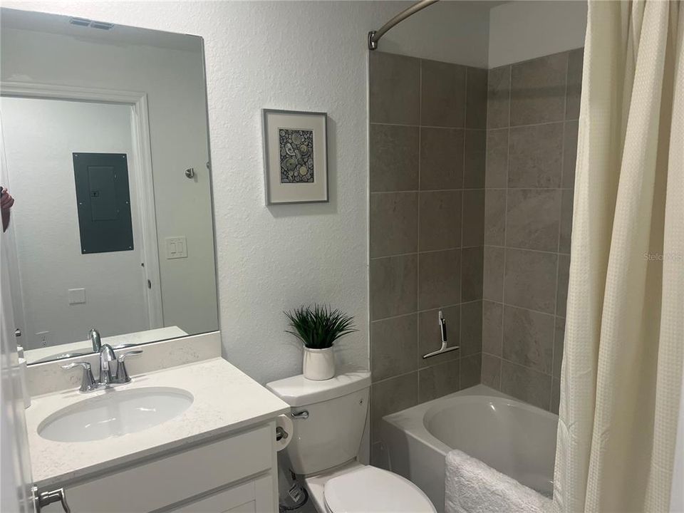 В аренду: $6,500 (2 спален, 2 ванн, 1353 Квадратных фут)