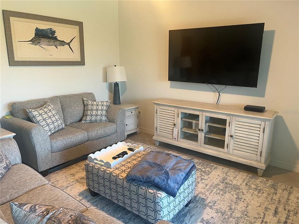 В аренду: $6,500 (2 спален, 2 ванн, 1353 Квадратных фут)