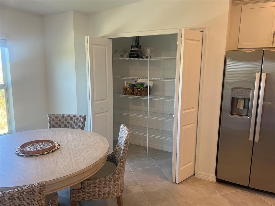 В аренду: $6,500 (2 спален, 2 ванн, 1353 Квадратных фут)