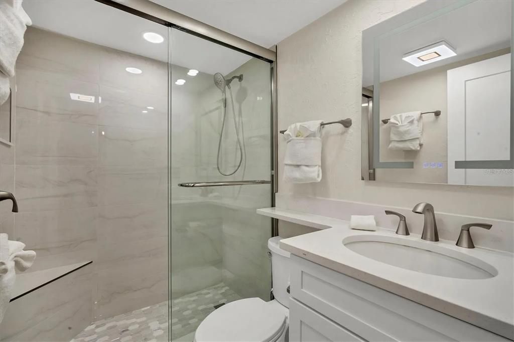 For Rent: $17,000 (2 beds, 2 baths, 1008 Square Feet)