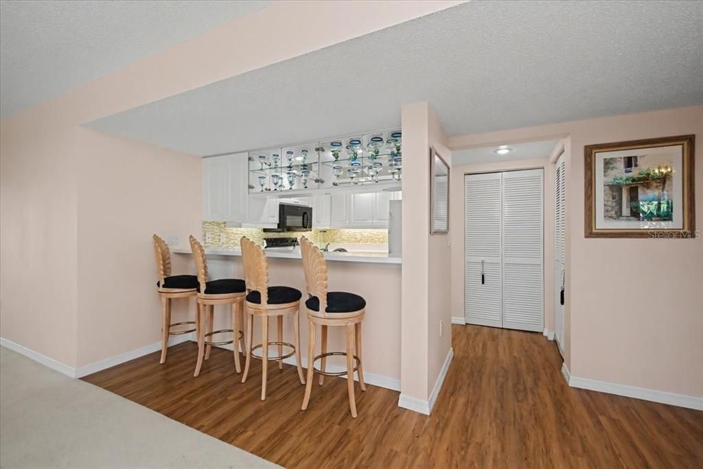 For Sale: $435,000 (3 beds, 2 baths, 1866 Square Feet)