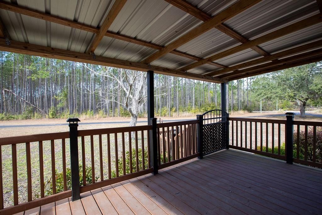 For Sale: $200,000 (3 beds, 2 baths, 1344 Square Feet)