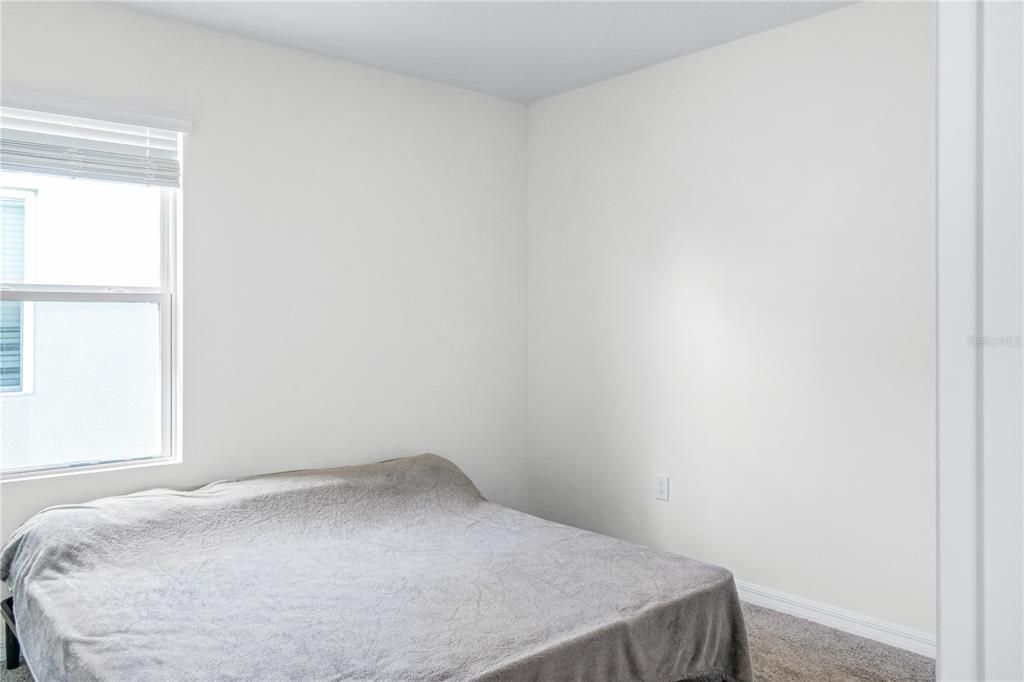 For Rent: $2,400 (5 beds, 3 baths, 2447 Square Feet)