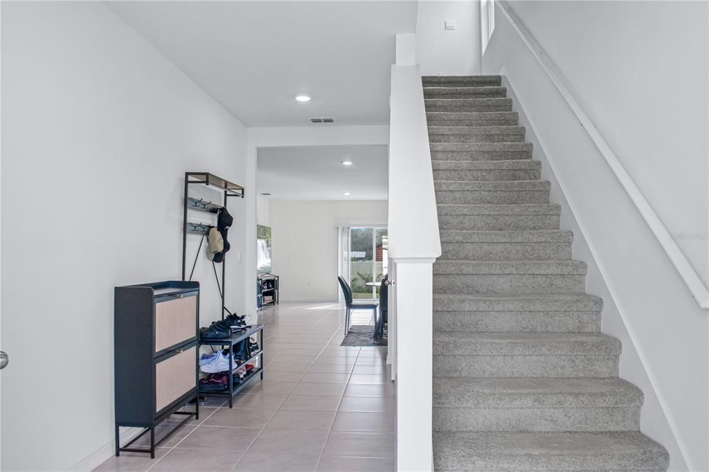 For Rent: $2,400 (5 beds, 3 baths, 2447 Square Feet)
