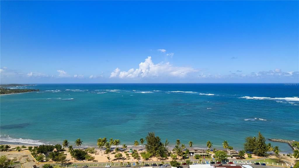 На продажу: $910,000 (0.25 acres)