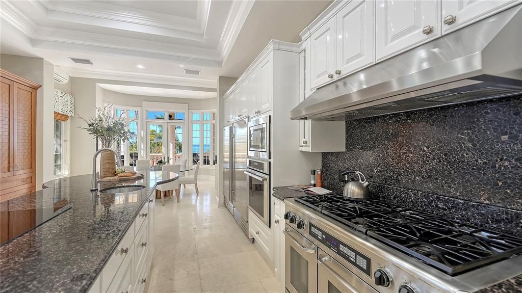 En Venta: $18,000,000 (6 camas, 7 baños, 7438 Pies cuadrados)
