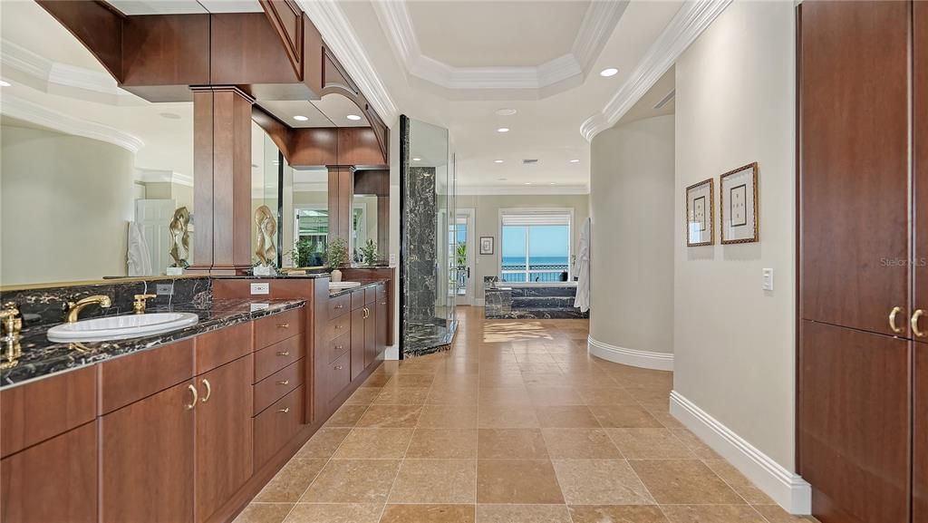 En Venta: $18,000,000 (6 camas, 7 baños, 7438 Pies cuadrados)