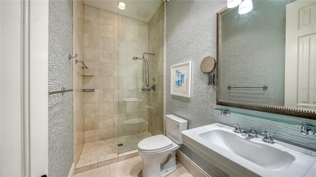 En Venta: $18,000,000 (6 camas, 7 baños, 7438 Pies cuadrados)