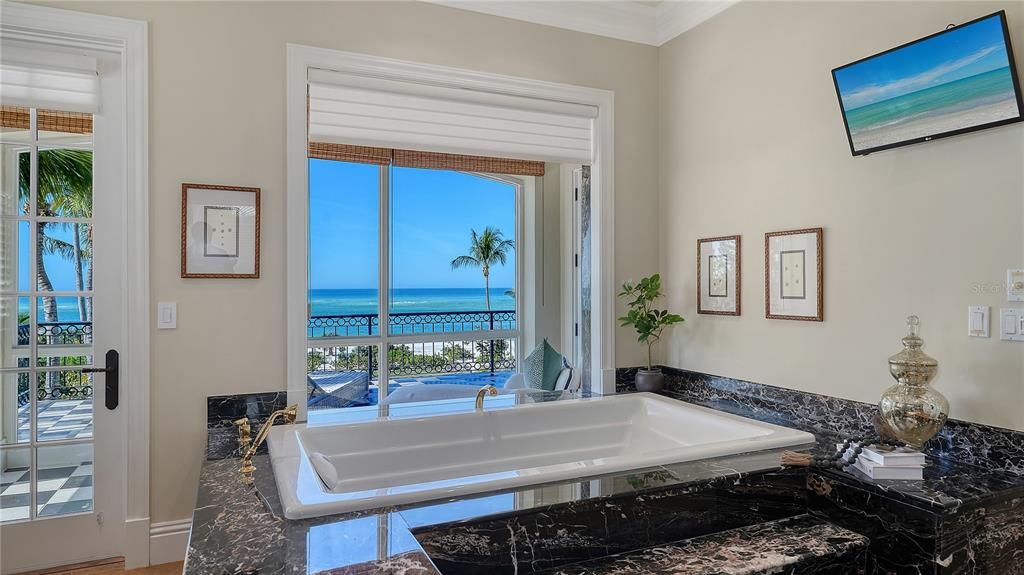 En Venta: $18,000,000 (6 camas, 7 baños, 7438 Pies cuadrados)