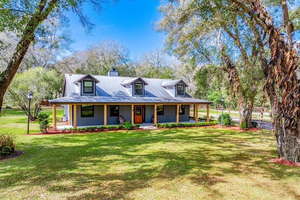 Vendido Recientemente: $899,000 (3 camas, 2 baños, 2231 Pies cuadrados)