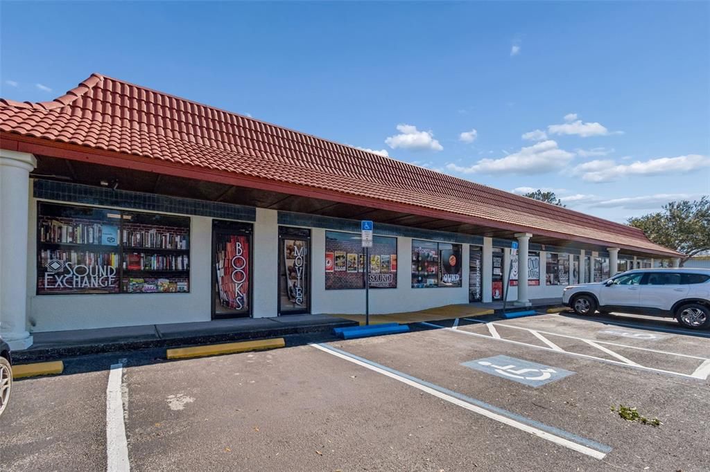 На продажу: $1,750,000 (0 спален, 0 ванн, 6400 Квадратных фут)