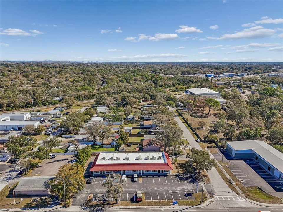 На продажу: $1,750,000 (0 спален, 0 ванн, 6400 Квадратных фут)