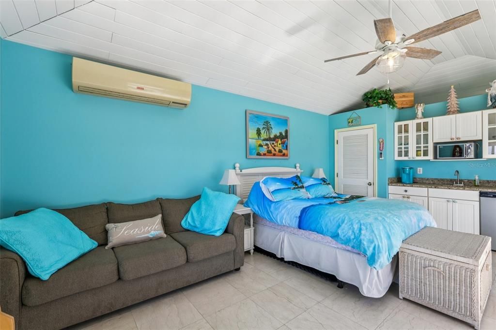 For Sale: $769,000 (4 beds, 3 baths, 2397 Square Feet)