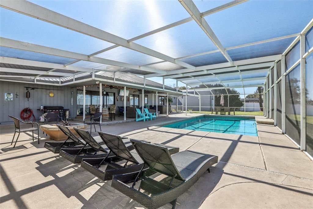 For Sale: $769,000 (4 beds, 3 baths, 2397 Square Feet)
