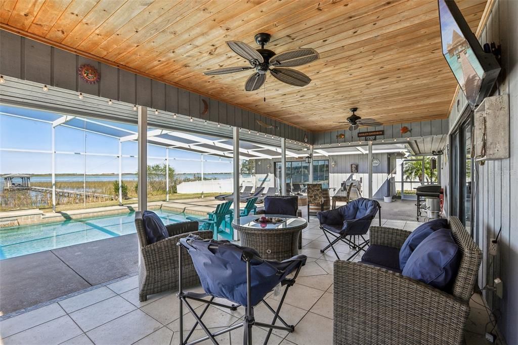 For Sale: $769,000 (4 beds, 3 baths, 2397 Square Feet)