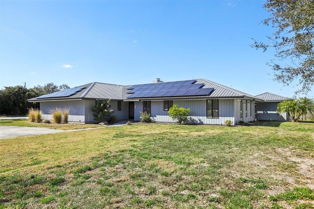 For Sale: $769,000 (4 beds, 3 baths, 2397 Square Feet)