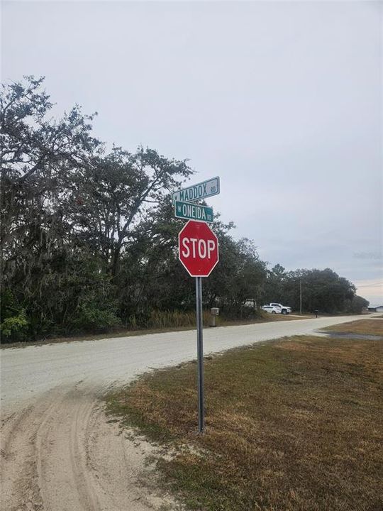 На продажу: $12,000 (0.18 acres)