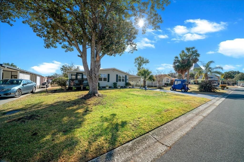 Active With Contract: $219,000 (2 beds, 2 baths, 1191 Square Feet)