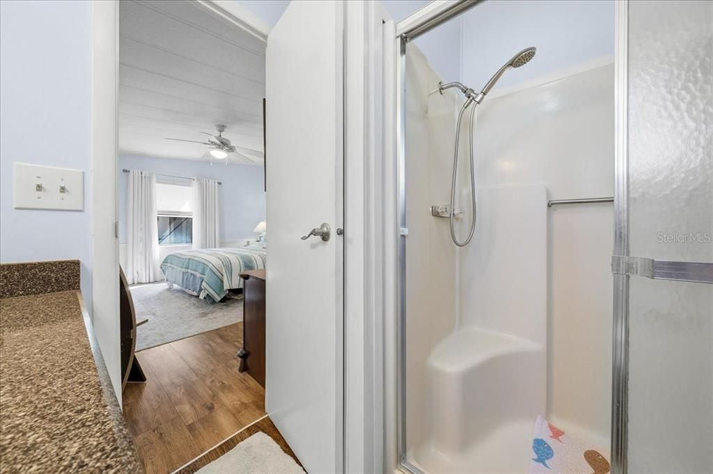 Active With Contract: $219,000 (2 beds, 2 baths, 1191 Square Feet)