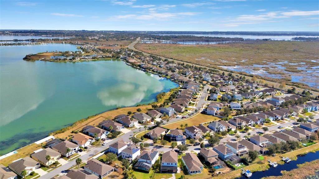 Active With Contract: $395,000 (4 beds, 2 baths, 1877 Square Feet)