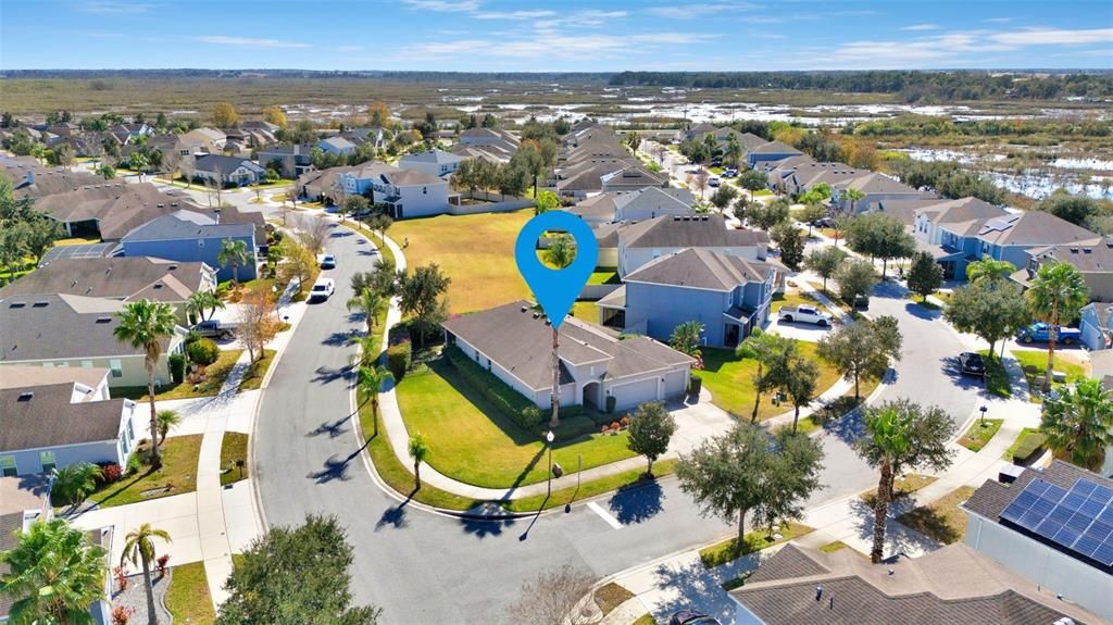 Active With Contract: $395,000 (4 beds, 2 baths, 1877 Square Feet)
