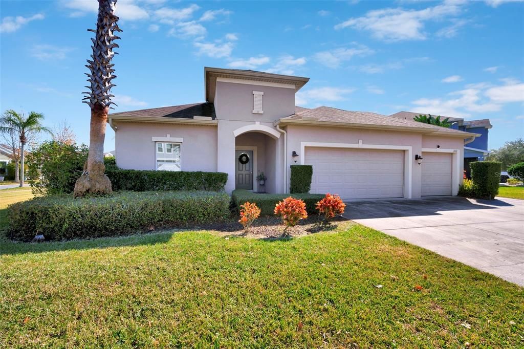 Active With Contract: $395,000 (4 beds, 2 baths, 1877 Square Feet)