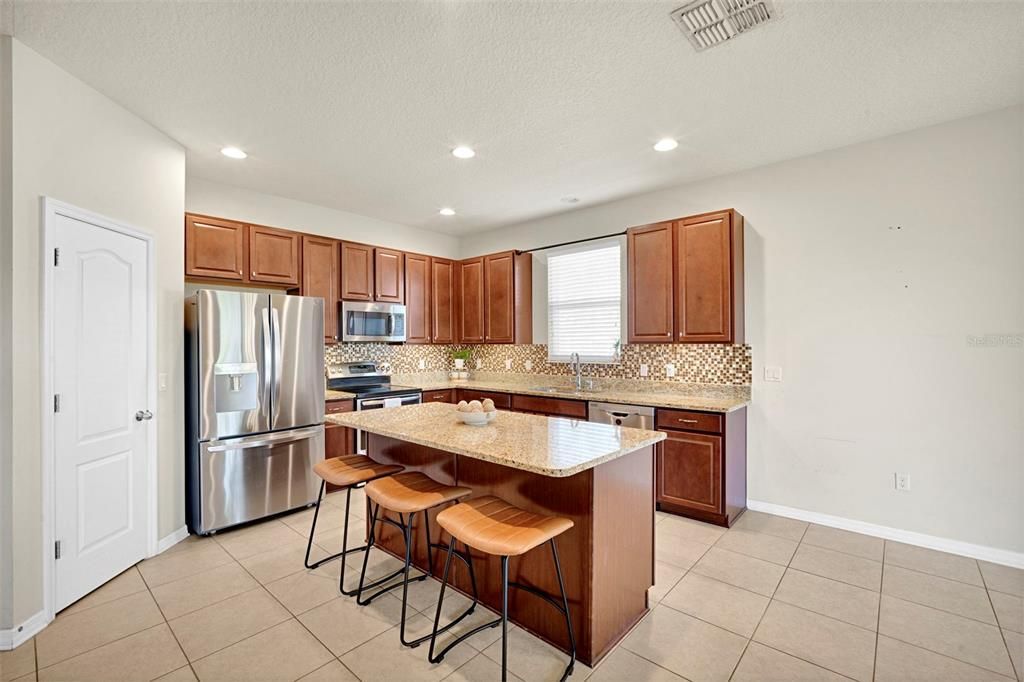 Active With Contract: $395,000 (4 beds, 2 baths, 1877 Square Feet)