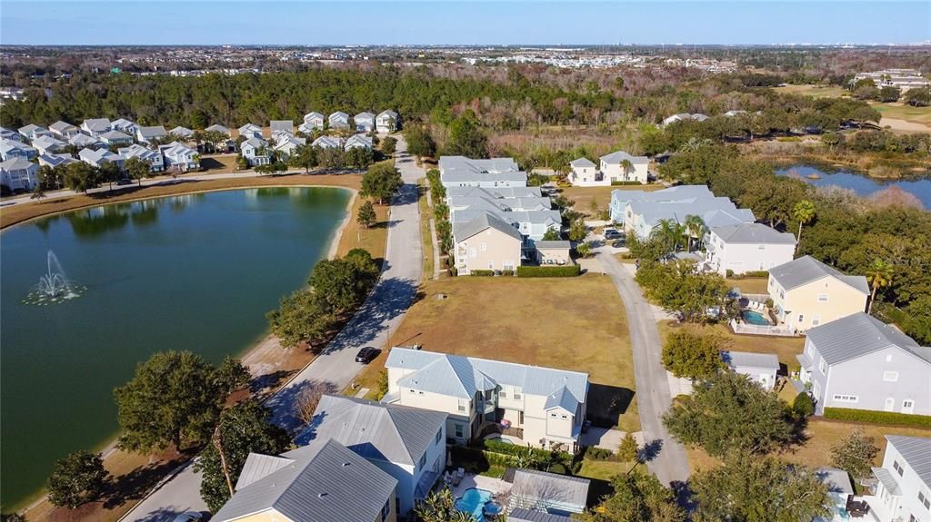 На продажу: $90,000 (0.11 acres)