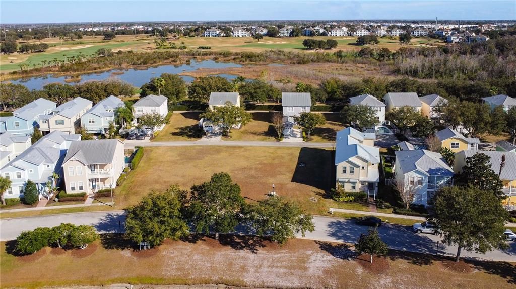 На продажу: $90,000 (0.11 acres)