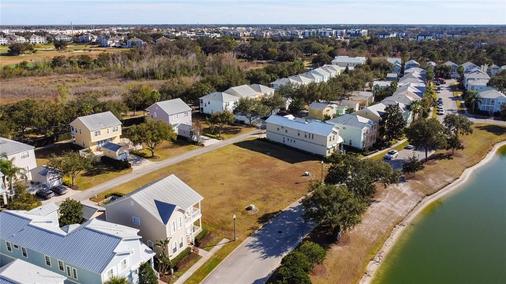 На продажу: $90,000 (0.11 acres)