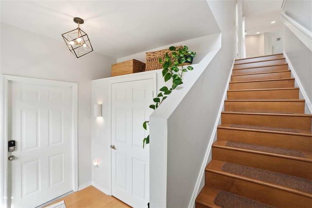 На продажу: $439,900 (2 спален, 2 ванн, 1659 Квадратных фут)