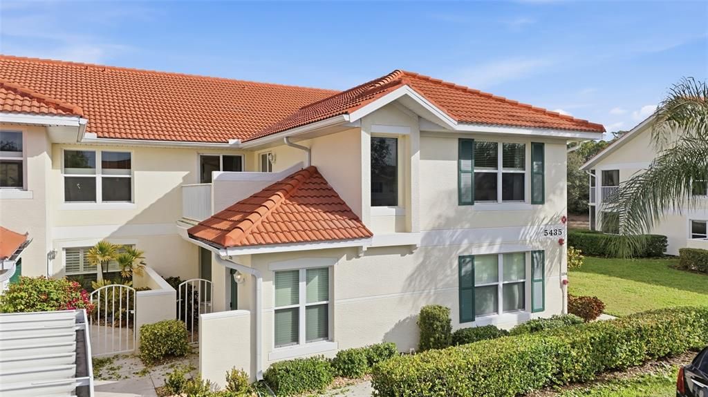 На продажу: $439,900 (2 спален, 2 ванн, 1659 Квадратных фут)